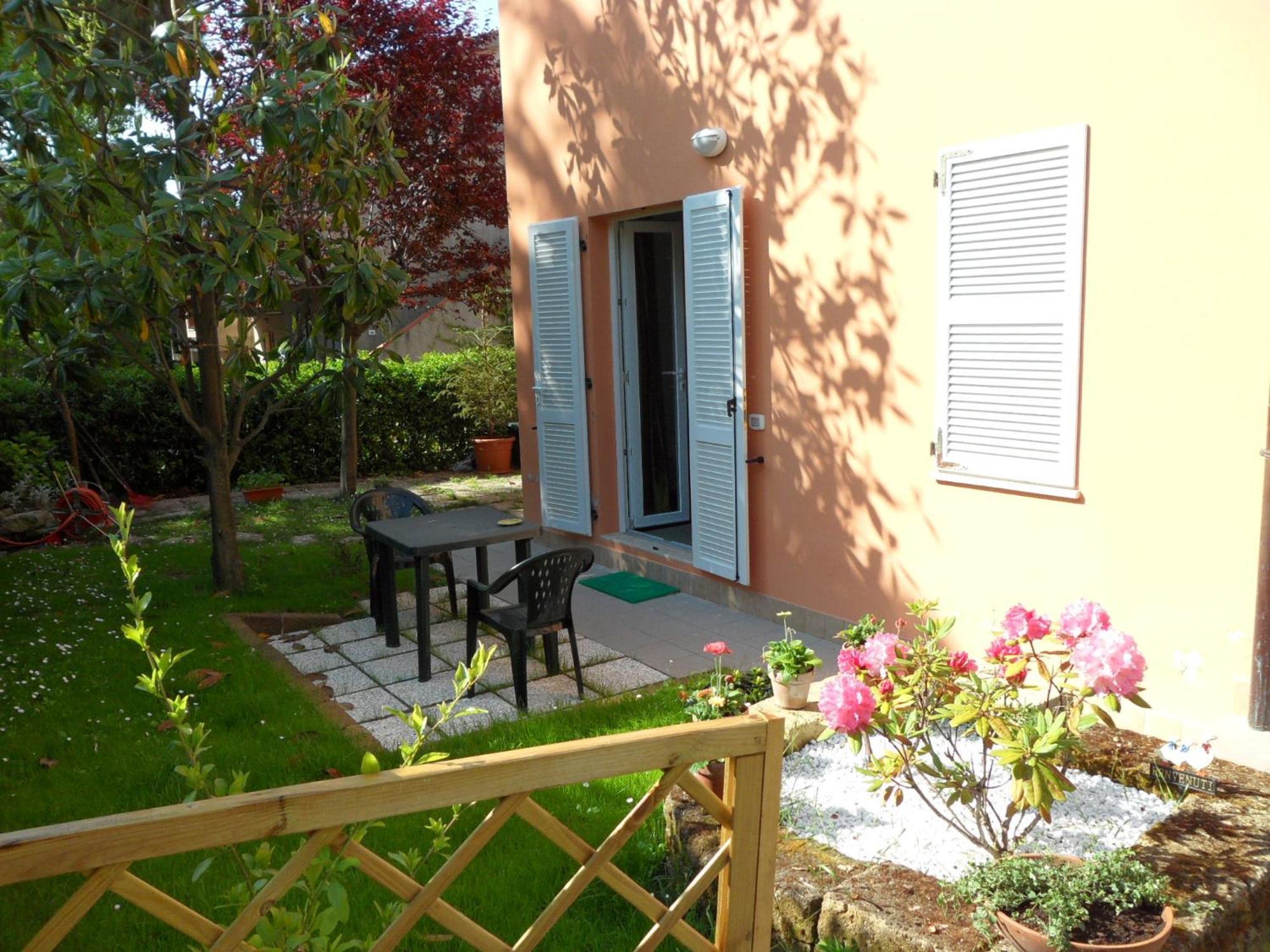 A Due Passi Dal Mare B&B 努马纳 外观 照片
